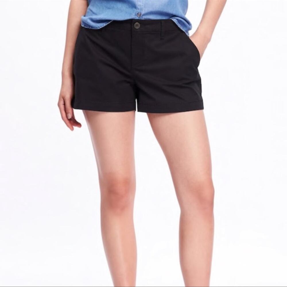 Old Navy Perfect 3 1/2” Shorts Size 4